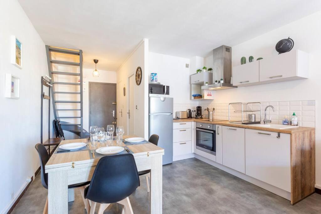 Chez Audrey - Agreable Appartement Duplex Climatise Et Convivial Le Grau-du-Roi Dış mekan fotoğraf